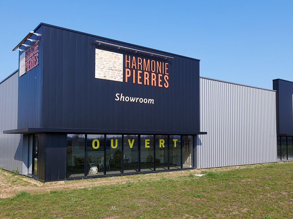 Construction de 2 cellules commerciales